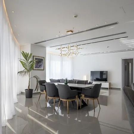 360 * Nikosia