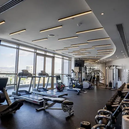 360 Apartment *
