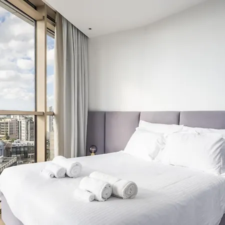 Apartment 360 *